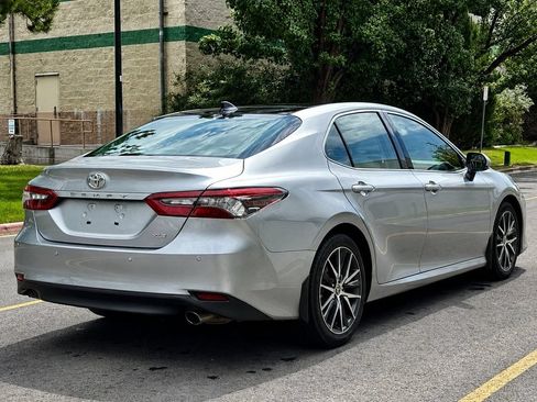 Used 2024 Toyota Camry XLE w/ Navigation Package FWD image 5