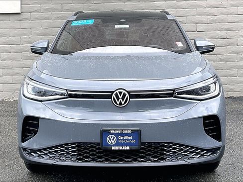 Used 2023 Volkswagen ID.4 Pro S image 2