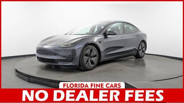 Used 2021 Tesla Model 3 Standard Range Plus RWD image 1