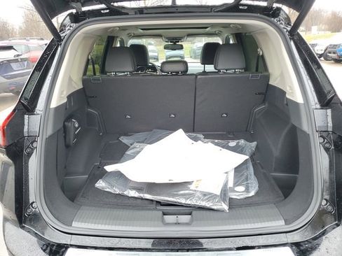 New 2026 Nissan Rogue Platinum w/ Platinum Premium Package image 7