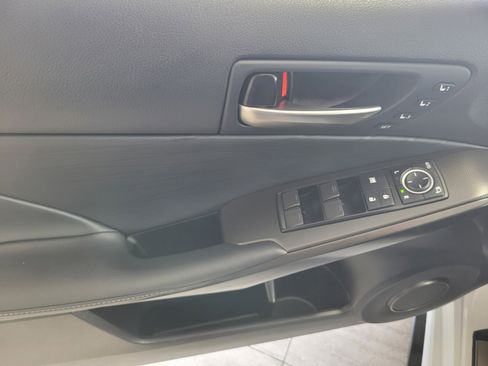 Certified 2025 Lexus IS 350 F Sport image 20