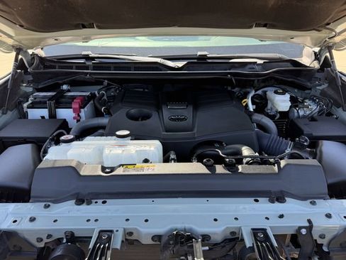 Used 2023 Toyota Tundra SR5 image 31