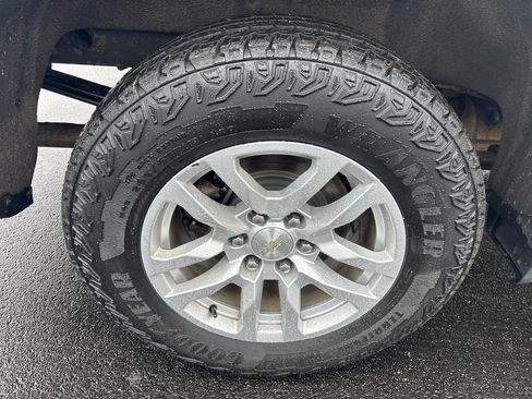 Used 2019 Chevrolet Silverado 1500 LT w/ All-Star Edition AWD/4WD image 23