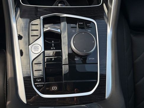 New 2026 BMW X6 xDrive40i w/ Premium Package image 31