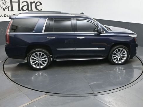 Used 2020 Cadillac Escalade Luxury AWD/4WD image 40