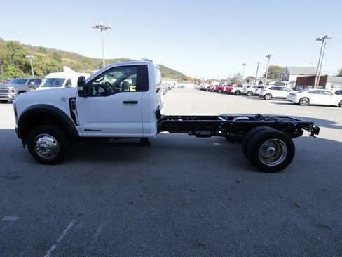 New 2024 Ford F550 4x4 Regular Cab Super Duty image 4
