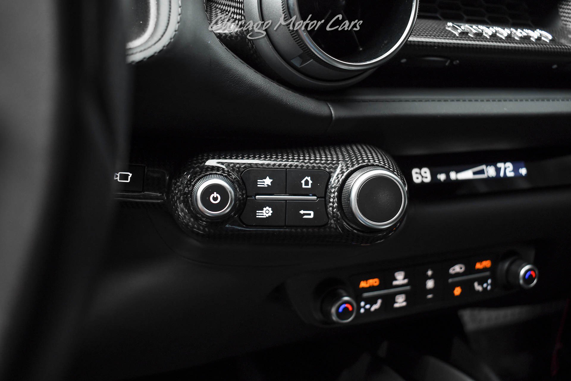 Used 2019 Ferrari 812 Superfast RWD image 17