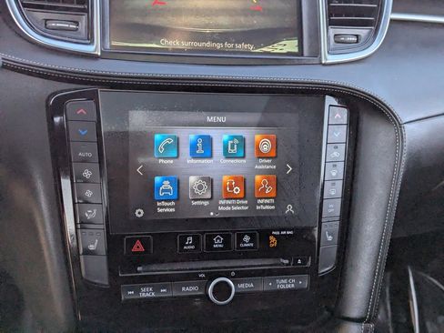 Certified 2024 INFINITI QX50 Luxe image 23