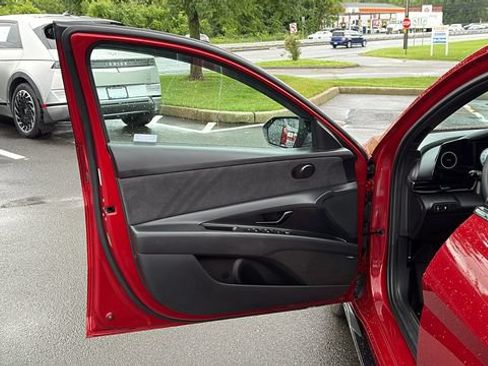 Used 2025 Hyundai Elantra N FWD image 8