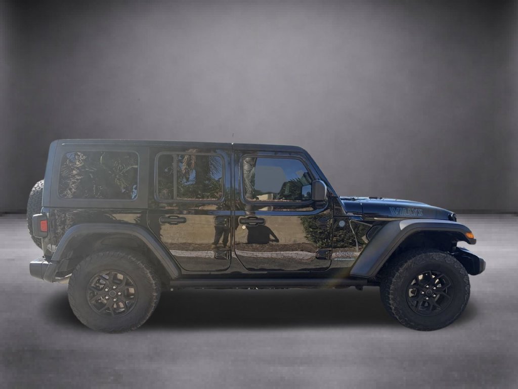 Used 2024 Jeep Wrangler Unlimited AWD/4WD image 16