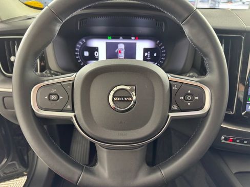 Certified 2025 Volvo XC60 B5 Core w/ Protection Package Premier AWD/4WD image 26