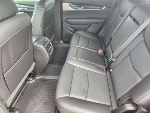 Used 2023 Cadillac XT5 Premium Luxury FWD image 35