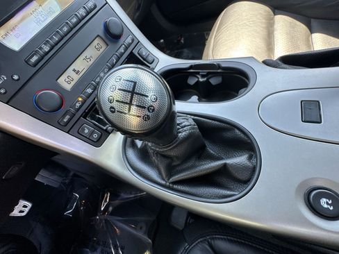 Used 2005 Chevrolet Corvette Coupe w/ Preferred Equipment Group RWD image 20