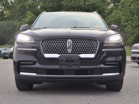 Used 2024 Lincoln Aviator AWD w/ Premium Package image 9