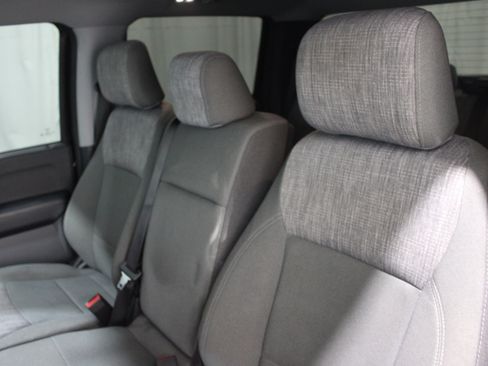 Used 2023 Ford F150 XLT AWD/4WD image 4