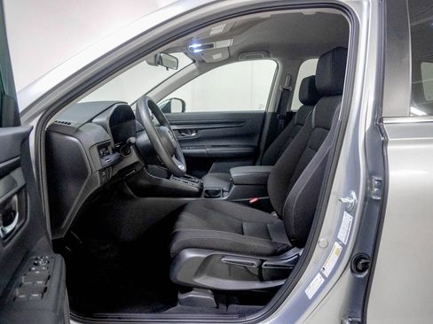 Used 2025 Honda CR-V LX image 19