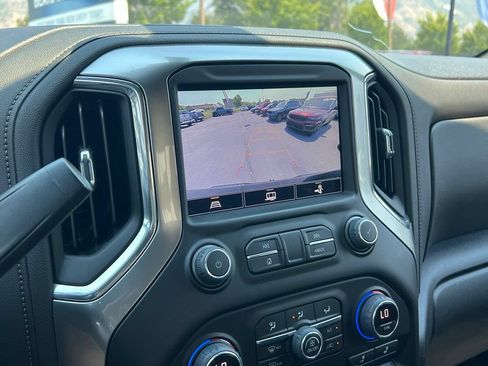 Used 2022 Chevrolet Silverado 1500 LT Trail Boss w/ LT Trail Boss Premium Package AWD/4WD image 36