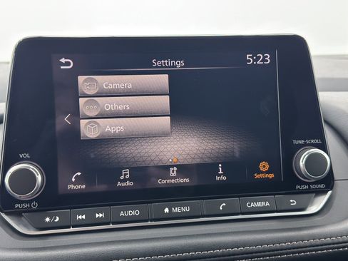 Used 2024 Nissan Rogue S image 30