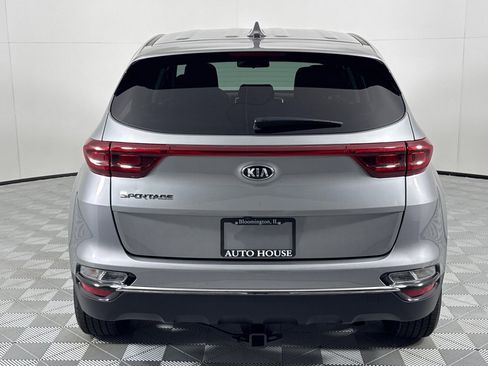 Used 2020 Kia Sportage LX image 6