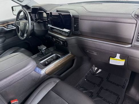 Used 2025 Chevrolet Silverado 1500 RST w/ Convenience Package II image 32