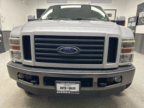 Used 2008 Ford F250 FX4 image 2