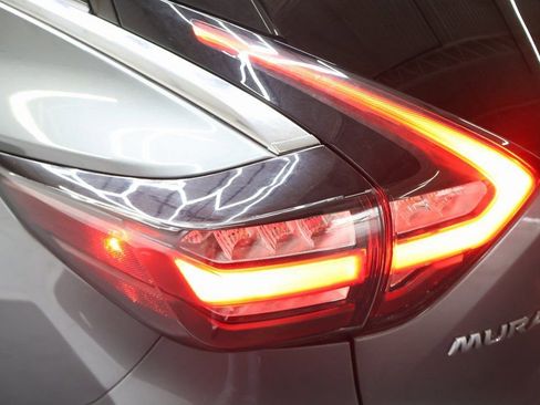 Used 2020 Nissan Murano SV image 27