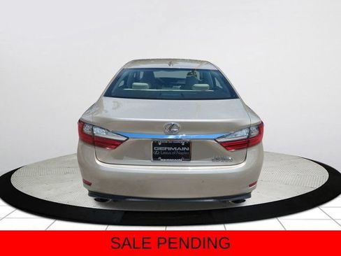 Used 2018 Lexus ES 350 w/ Luxury Package w/Wood Trim FWD image 4