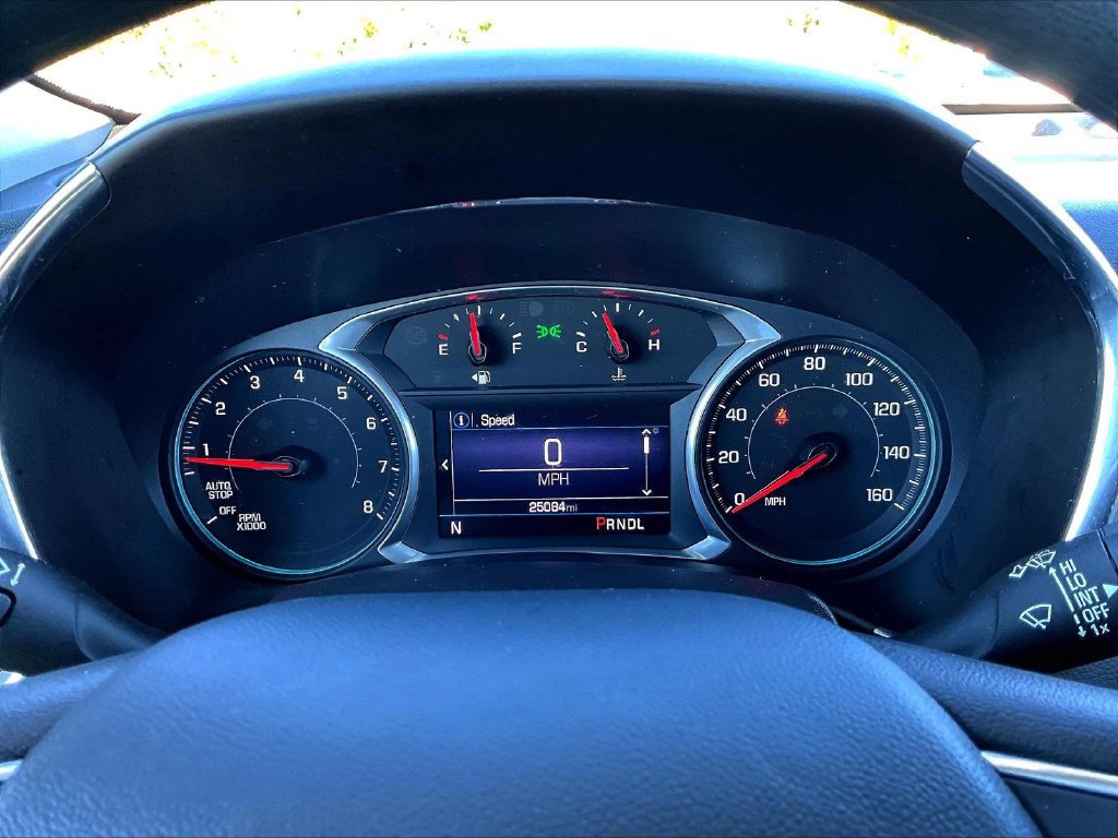 Used 2022 Chevrolet Equinox LS w/ LS Convenience Package FWD image 16