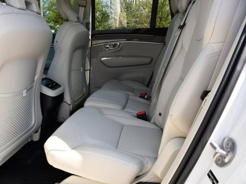 New 2026 Volvo XC90 B6 Ultra w/ Protection Package Premier AWD/4WD image 15