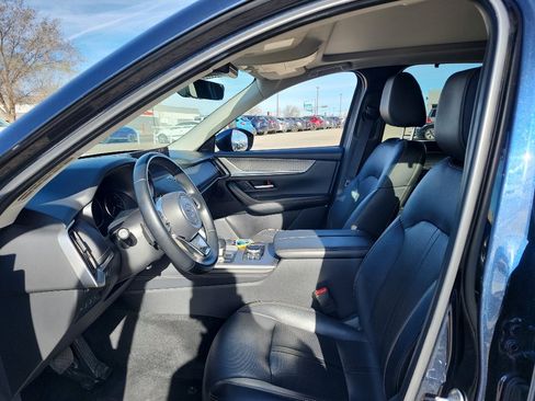 Used 2024 MAZDA CX-90 3.3 Turbo w/ Premium Package image 16