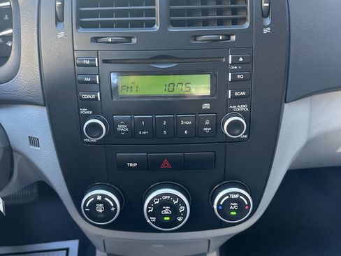 Used 2007 Kia Spectra EX image 16