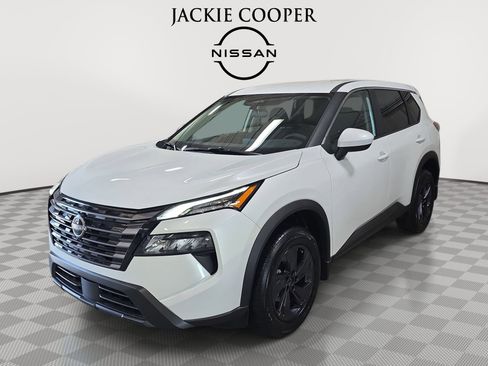 New 2026 Nissan Rogue SV image 1