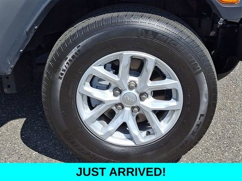 Used 2023 Jeep Wrangler Unlimited w/ Cold Weather Group image 8