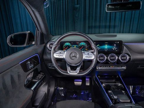 Certified 2023 Mercedes-Benz GLA 250 4MATIC image 15