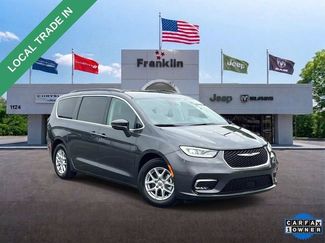 Used 2022 Chrysler Pacifica Touring-L FWD video 1