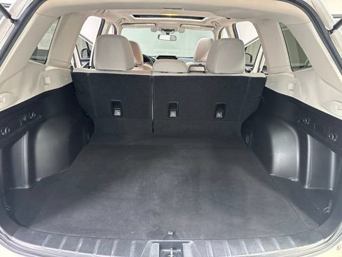 Used 2019 Subaru Forester Premium w/ All-Weather Package AWD/4WD image 30