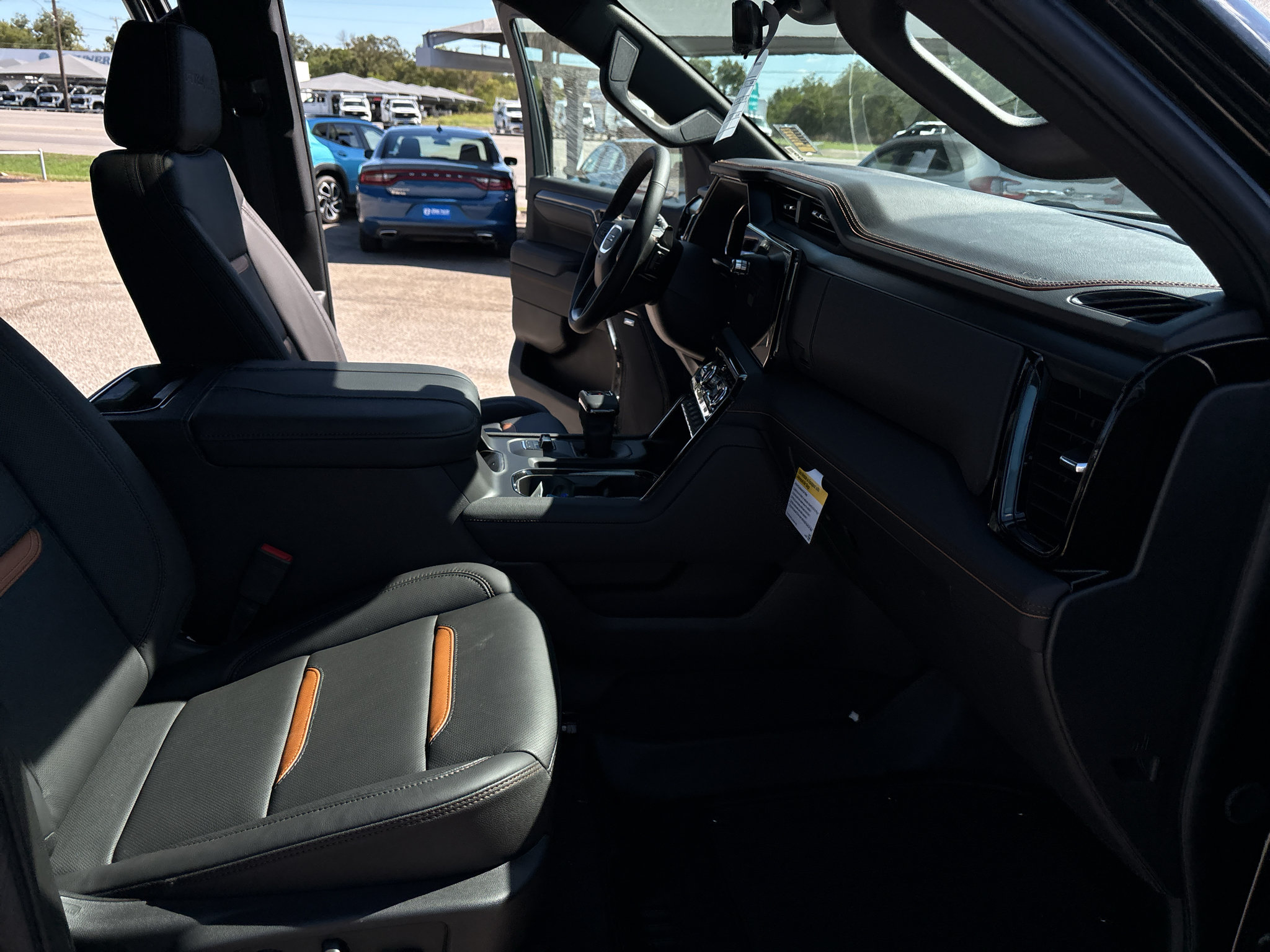 New 2026 GMC Sierra 1500 AT4 w/ AT4 Premium Package AWD/4WD image 12