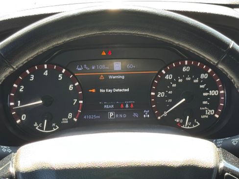 Used 2024 Nissan Frontier PRO-4X w/ Pro Premium Package image 14