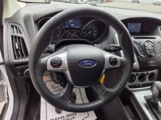 Used 2014 Ford Focus SE FWD image 15