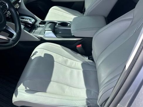 Used 2022 Acura MDX FWD w/ Technology Package image 5