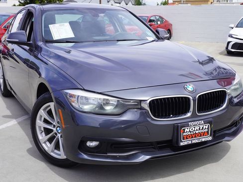 Used 2016 BMW 320i Sedan image 2