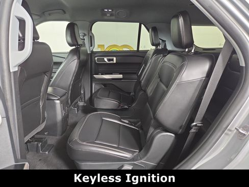 Used 2023 Ford Explorer XLT w/ Equipment Group 202A AWD/4WD image 11