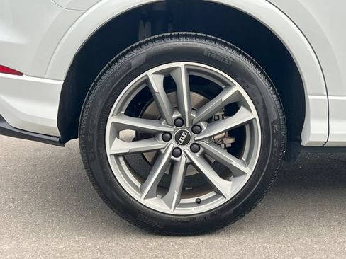 Used 2022 Audi Q3 2.0T Premium AWD/4WD image 13