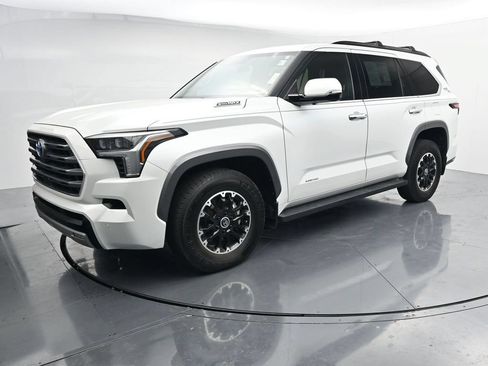 Used 2023 Toyota Sequoia Limited w/ TRD Off-Road Package AWD/4WD image 4