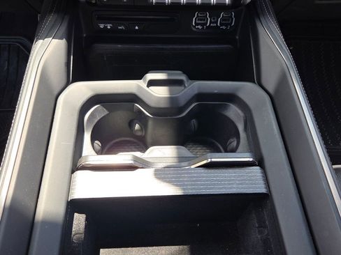 Used 2019 RAM 1500 Limited AWD/4WD image 19