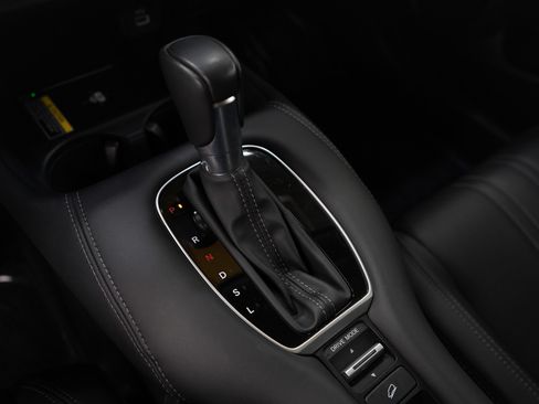 Used 2023 Honda HR-V EX-L image 25