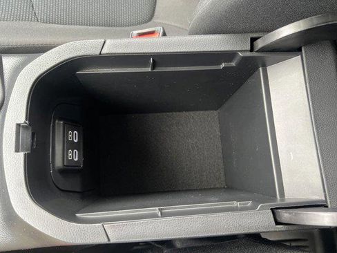 Certified 2023 Toyota RAV4 LE AWD/4WD image 34