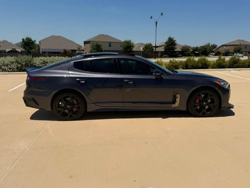 Used 2022 Kia Stinger GT2 w/ Red Interior Color Package RWD image 7
