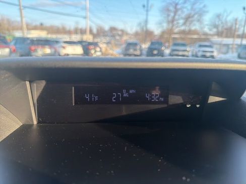 Used 2021 Subaru Forester Premium AWD/4WD image 26