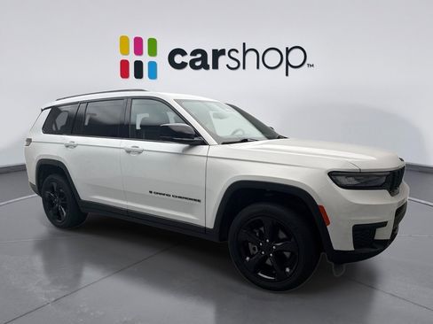 Used 2023 Jeep Grand Cherokee L Laredo AWD/4WD image 7